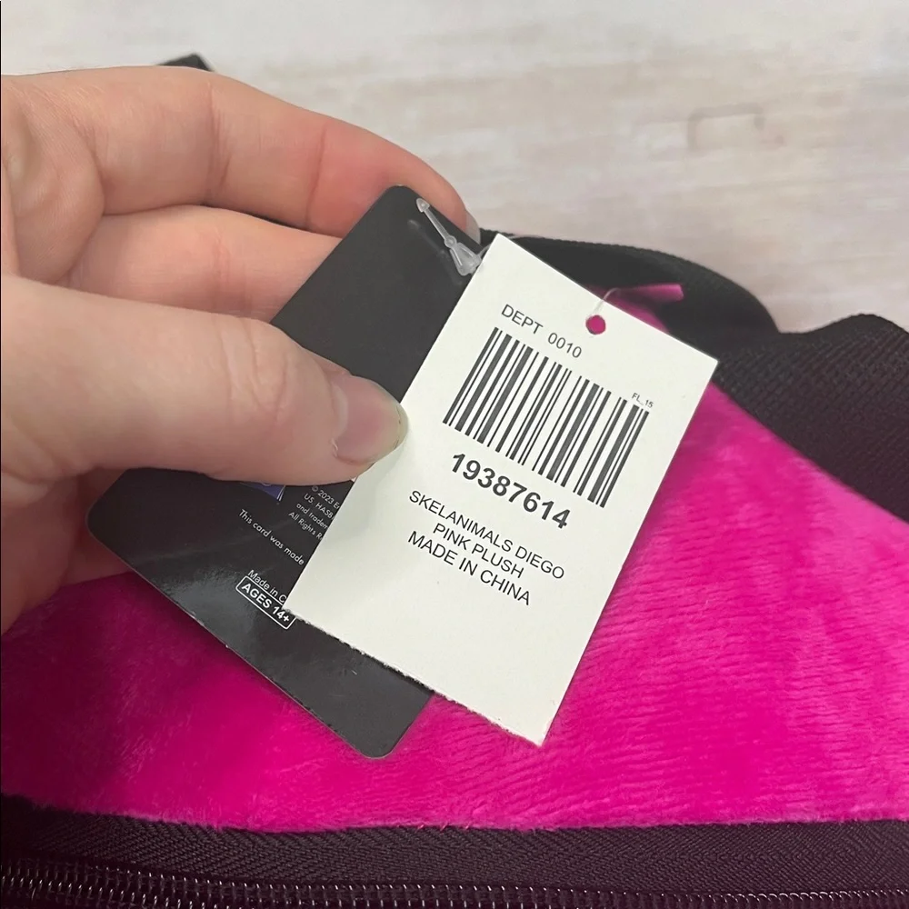 Hot Topic new tags